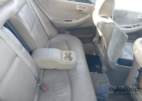 2002 Honda Accord 3.0 Lx z USA, uszkodzony, nr VIN 1HGCG16452A069550